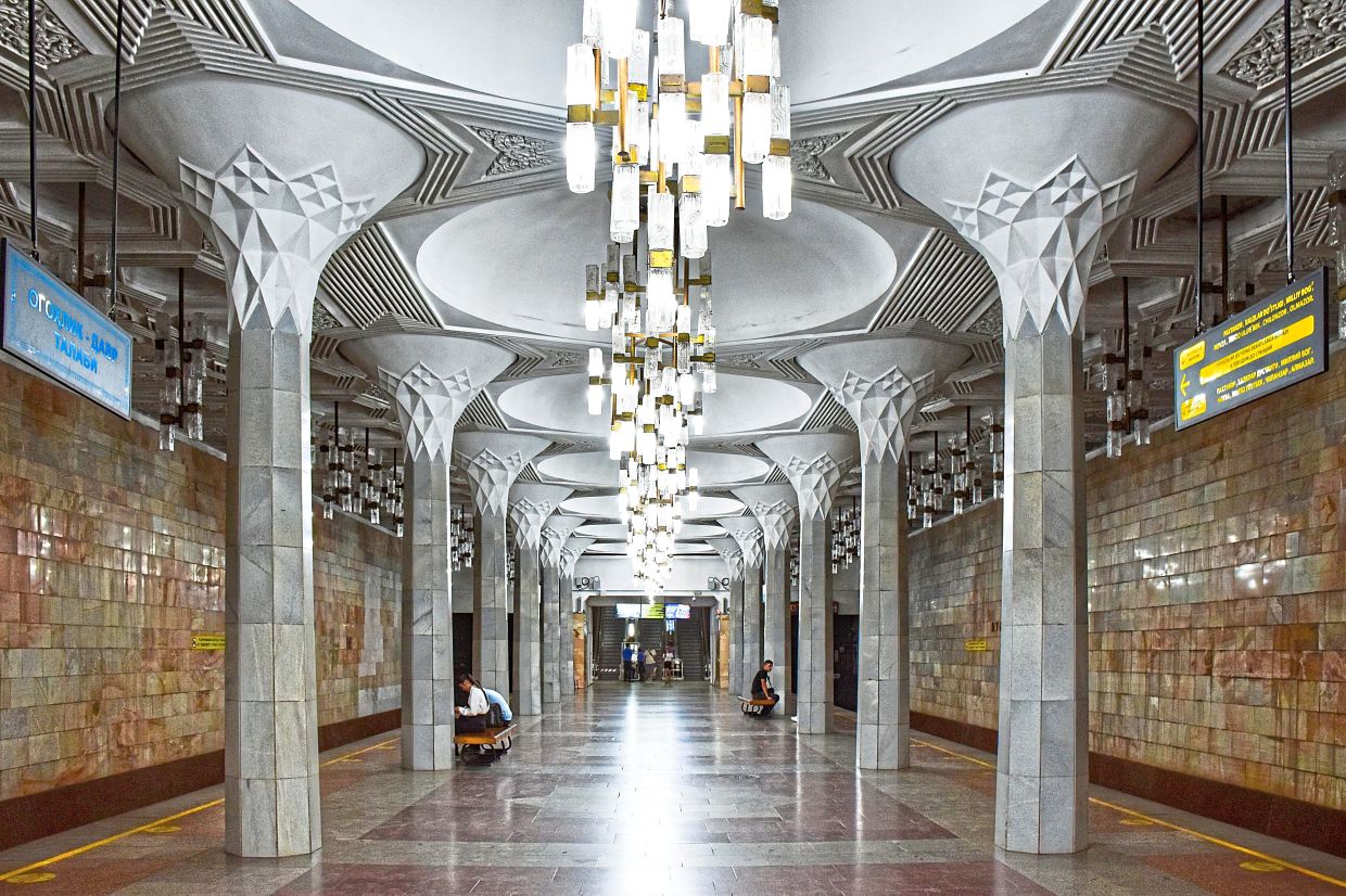 世界上没有多少地铁站像塔什干的地铁站那样豪华。 — 像素