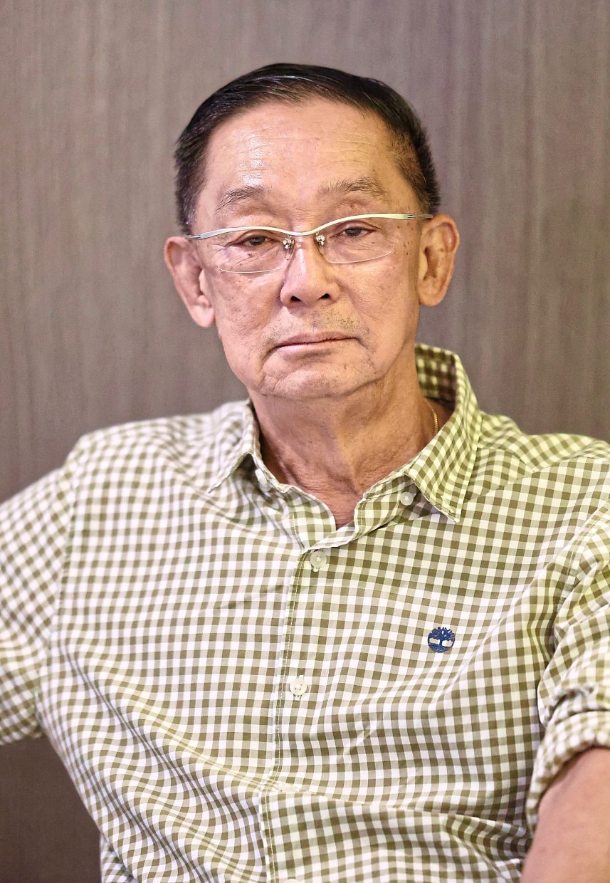 Wong dreads leaving home before 9am, due to unbearable traffic congestion.