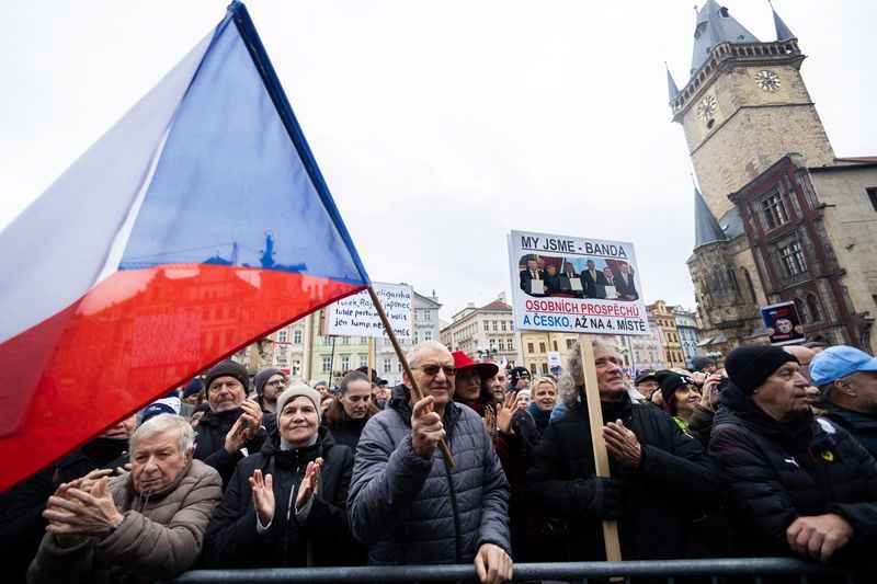 Czechs, Slovaks mark Velvet Revolution with protests in defence of democratic values