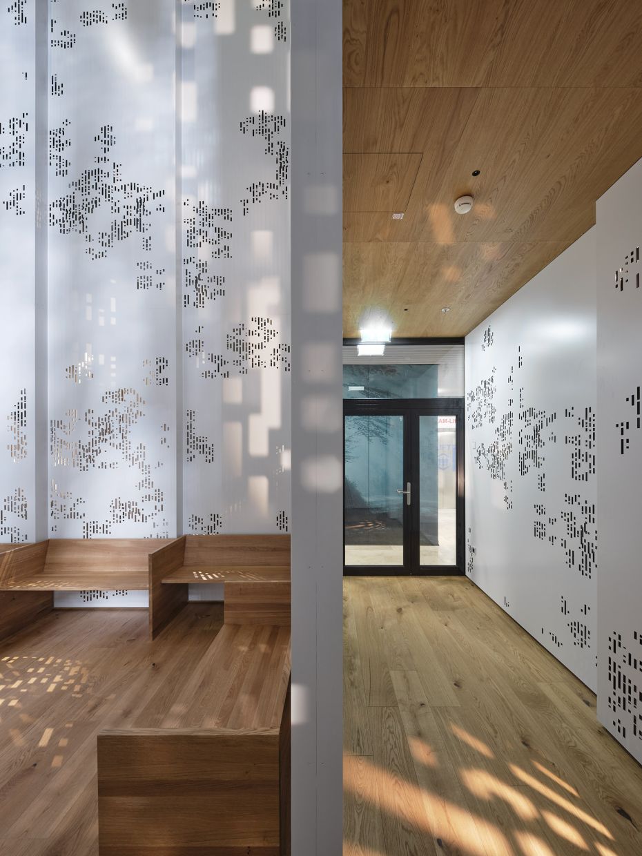 Central to the Fractal Chapel’s atmosphere are its fractal patterns, which are inspired by the geometry found throughout nature. Photo: Innocad Architecture