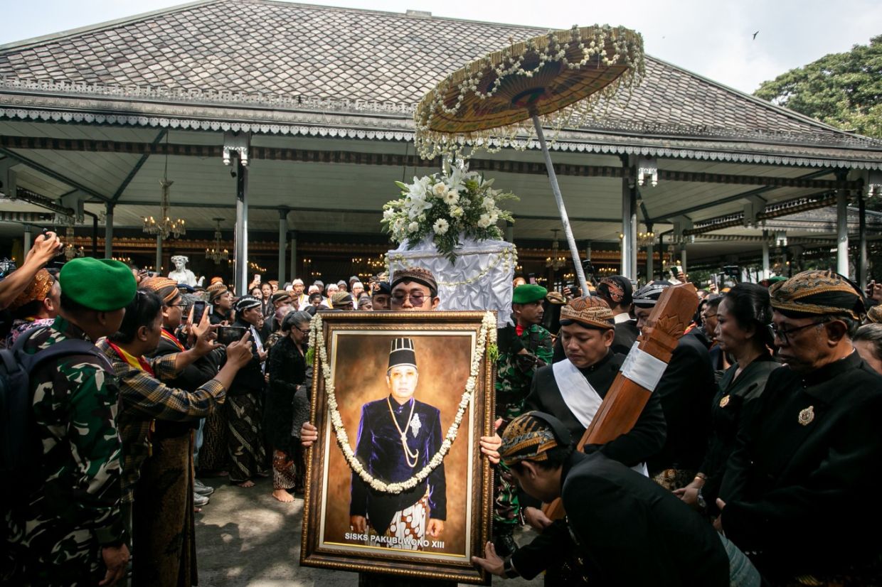 Surakarta Sultanate faces another succession dispute after Sultan’s death