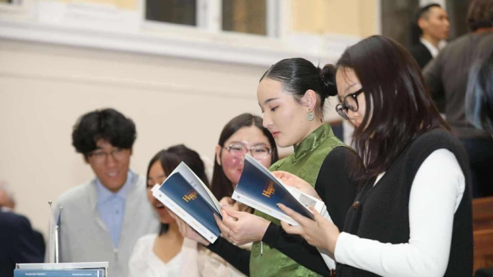 Desvende Histórias Humanas Inesquecíveis da Mongólia: 'The Last Nomads' Revela um Mundo Fascinante!