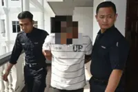 School security guard claims trial to sexually assaulting student