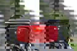 This little red light behind your bike can save your life