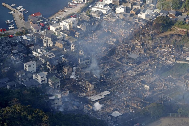Japan&#039;s biggest fire in nearly 50 years ravages 170 buildings, kills one