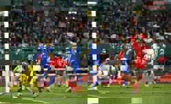 Soccer-Austria qualify for 2026 World Cup with 1-1 draw against Bosnia