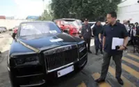 Philippines auctions off Rolls-Royce, Mercedes-Benz cars linked to graft scandal