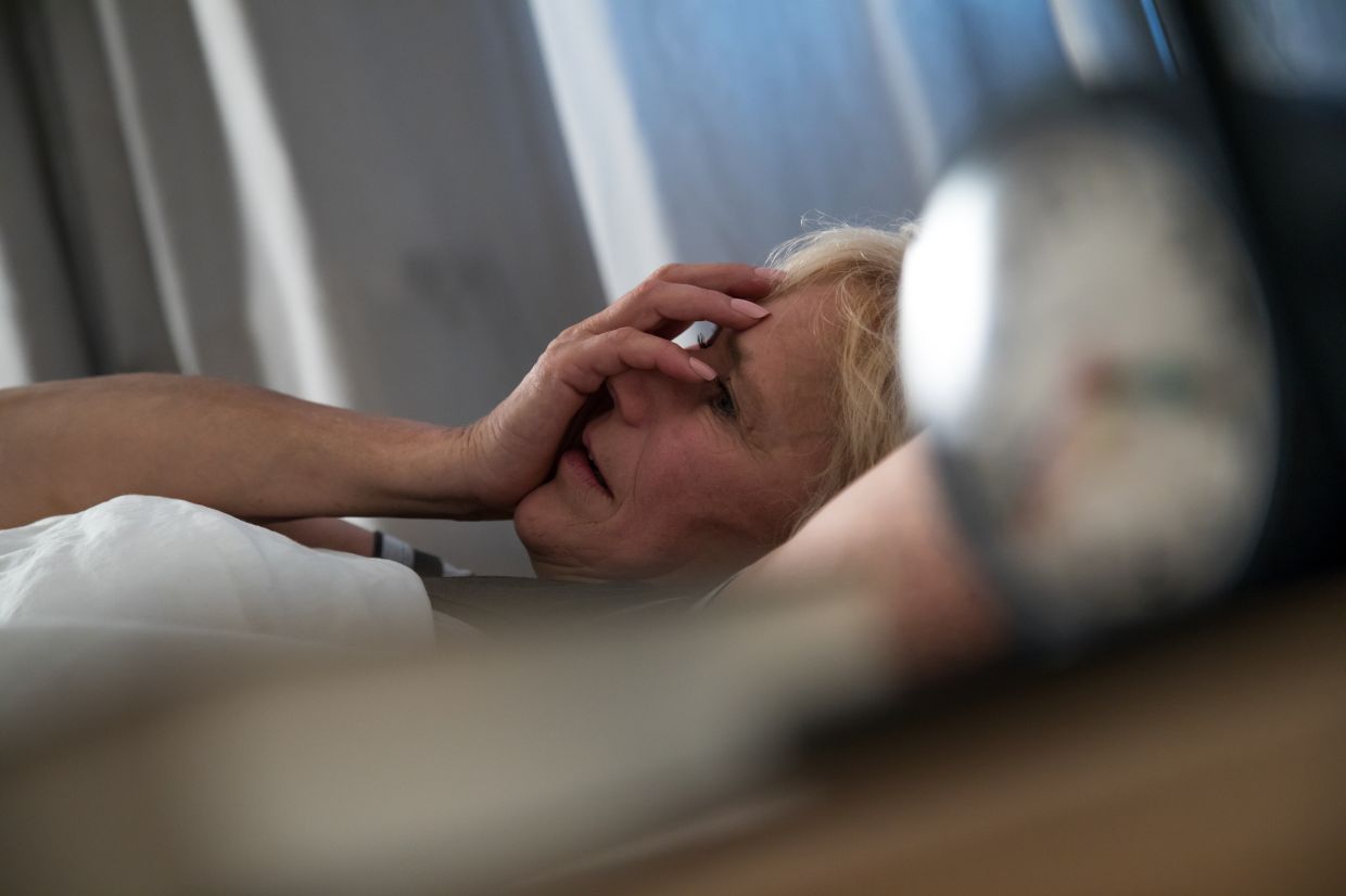 Hypnosis can help reduce hot flushes