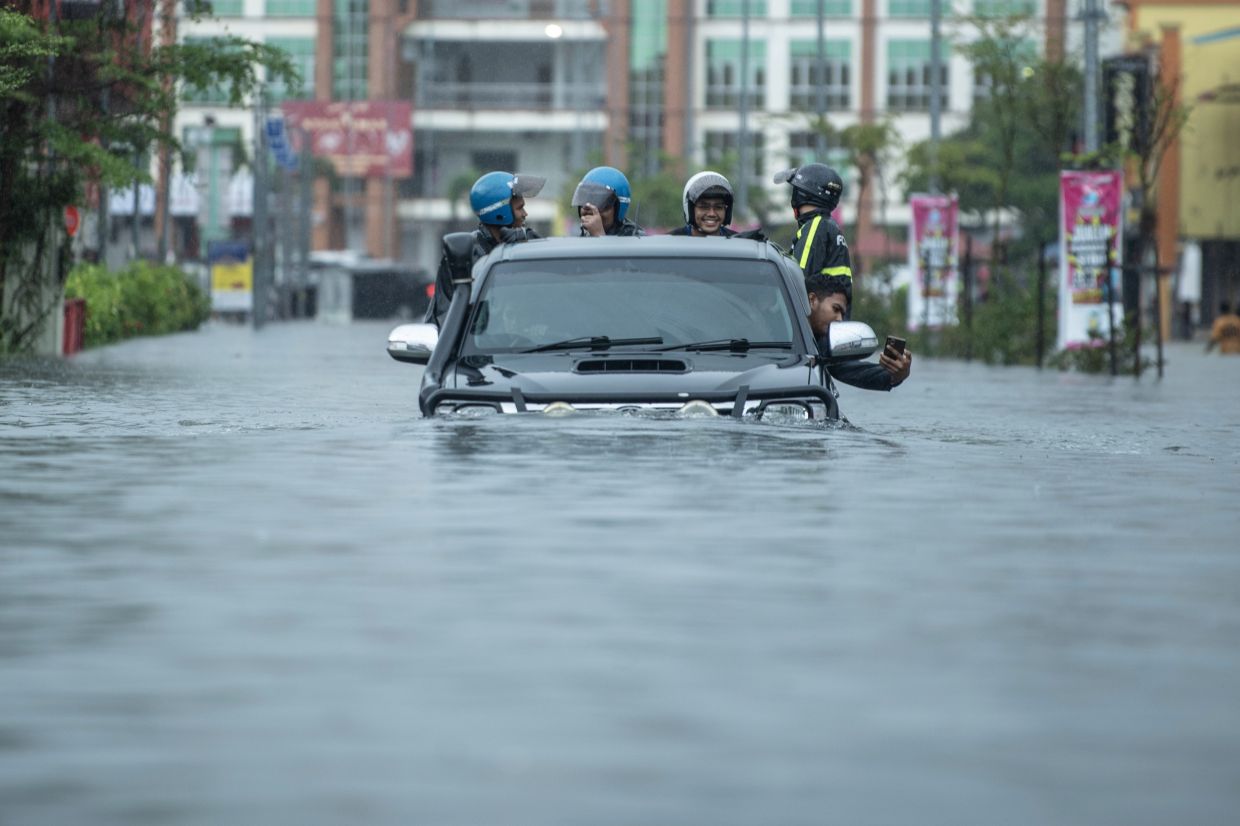 Perlis hit by floods as evacuee numbers rise in Kelantan, Kedah and Terengganu