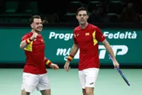 Tennis-Spain beat Germany to set up Davis Cup final against Italy