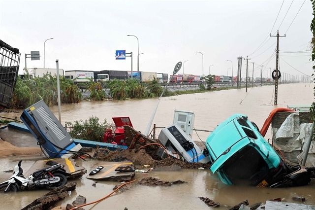 Damage caused by historic floods in Phu Yen Ward, Dak Lak province. — VNA/VNS 
