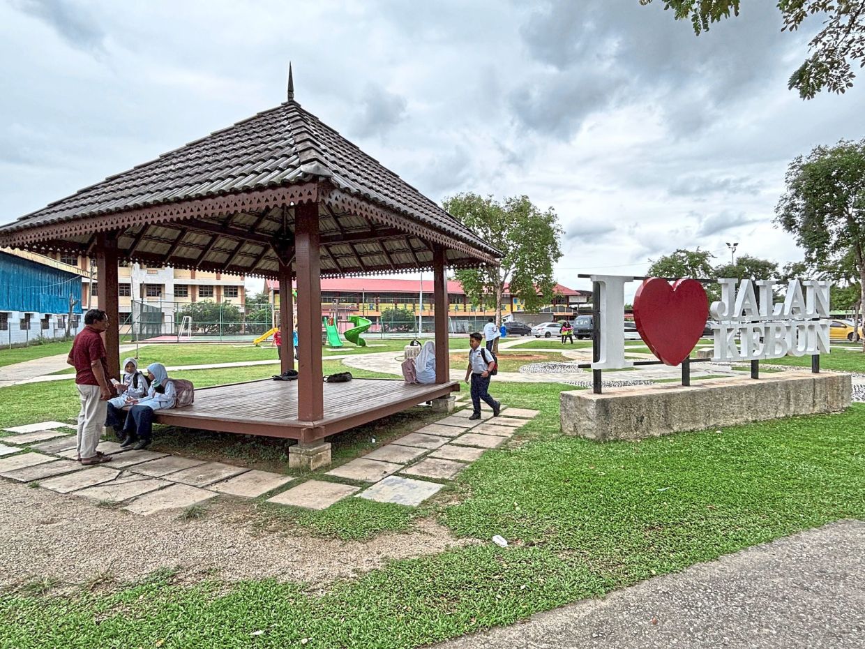 Padang Rakyat Jalan Kebun upgraded with new public toilets and paved paths under the programme.