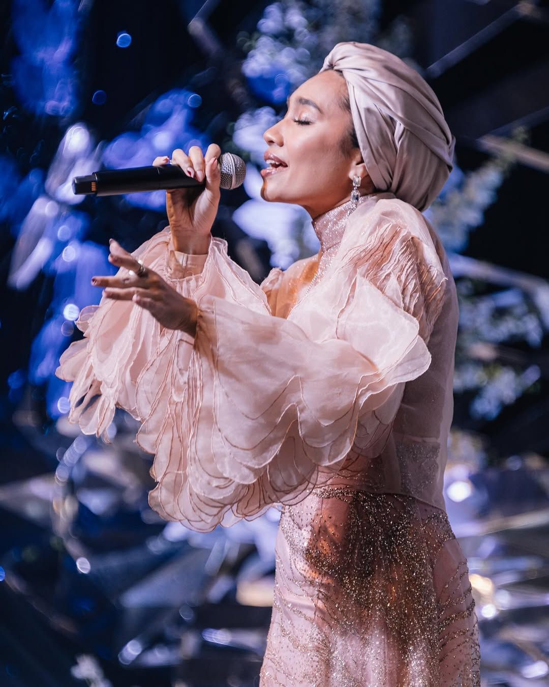 Yuna is among the many celebrities Hatta has dressed in his career. Photo: Instagram/Hatta Dolmat