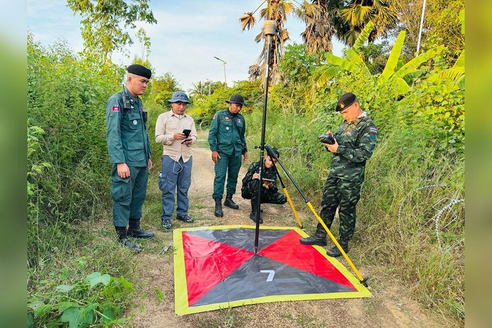 Temporary Cambodia/Thailand border marker placement going smoothly