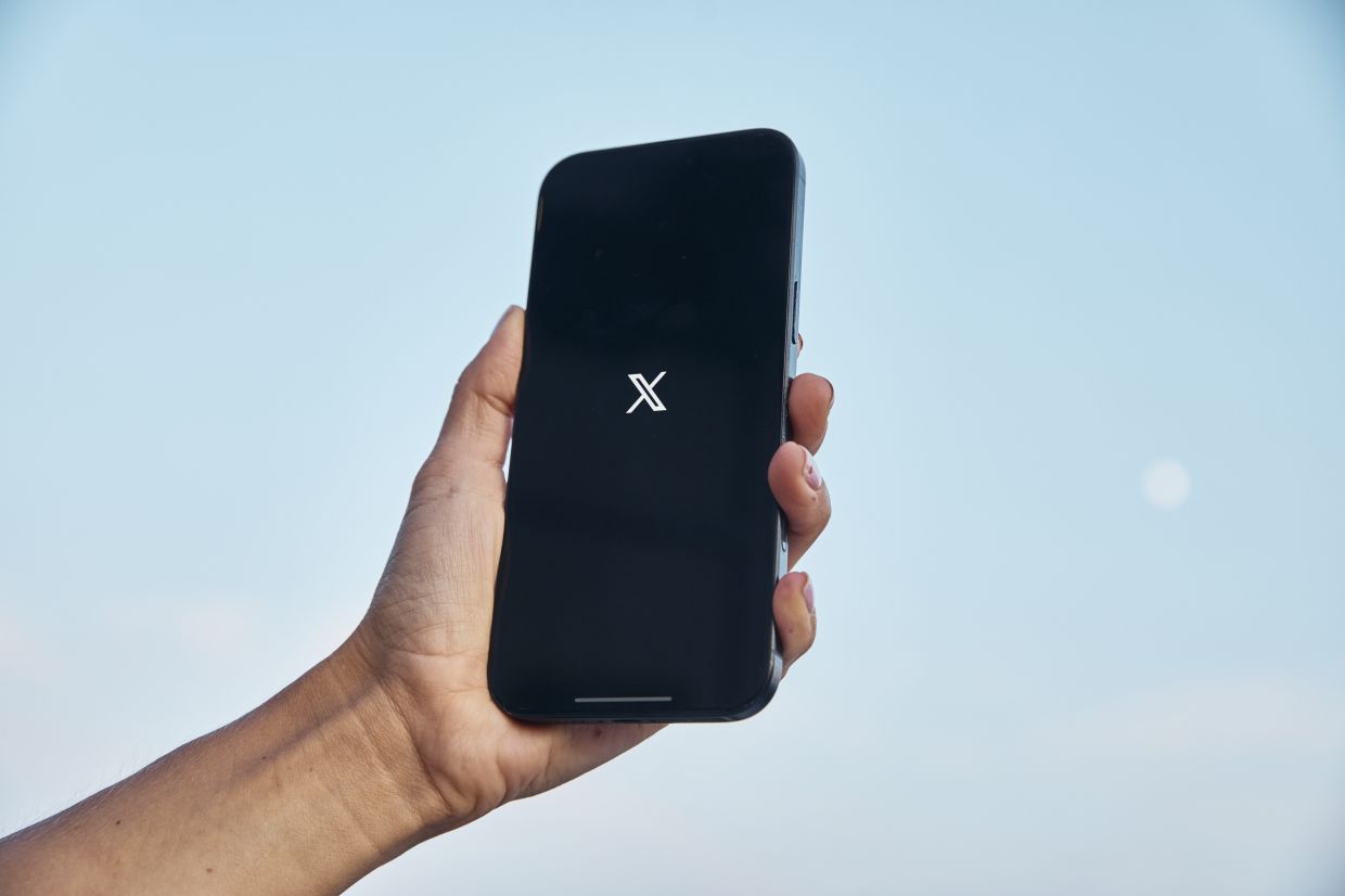 X displays users’ locations, fuelling scrutiny over political accounts