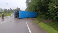 Bus driver and 10 factory workers hurt in accident near Kota Tinggi