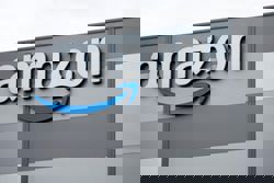 Amazon's satellite internet licence faces legal challenge in France