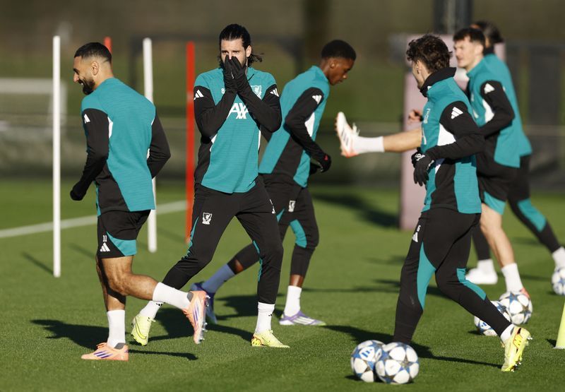 Soccer-Liverpool seek solace from domestic woes in Champions League against PSV