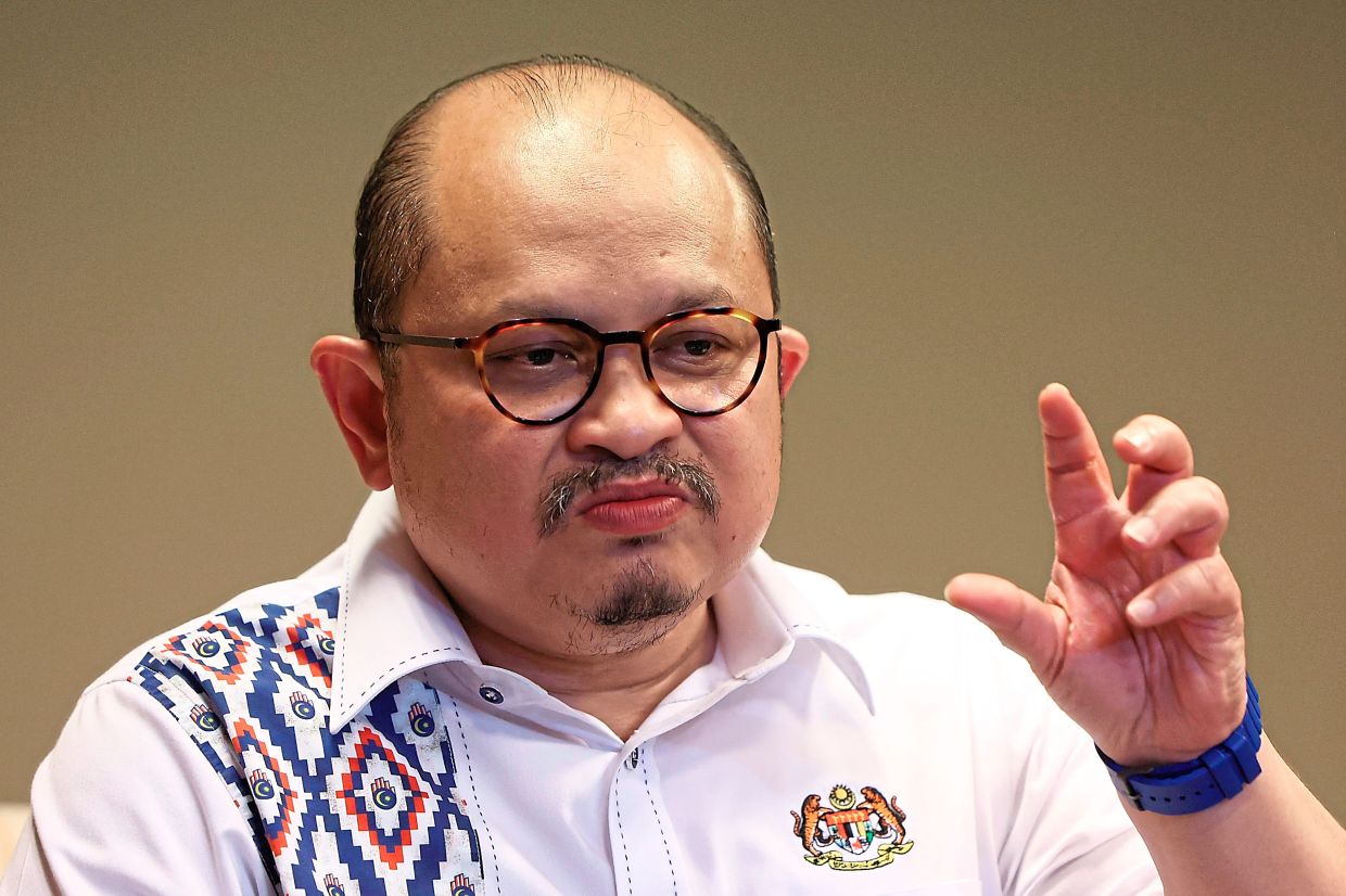 Shamsul Iskandar quits as PM’s political secretary