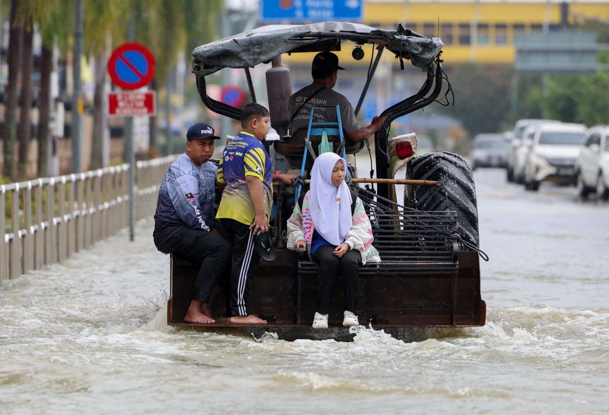 Asean News Headlines at 10pm on Wednesday (Nov 26, 2025)