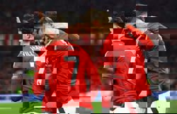 Soccer-Unravelling Liverpool seek to stop the rot at West Ham