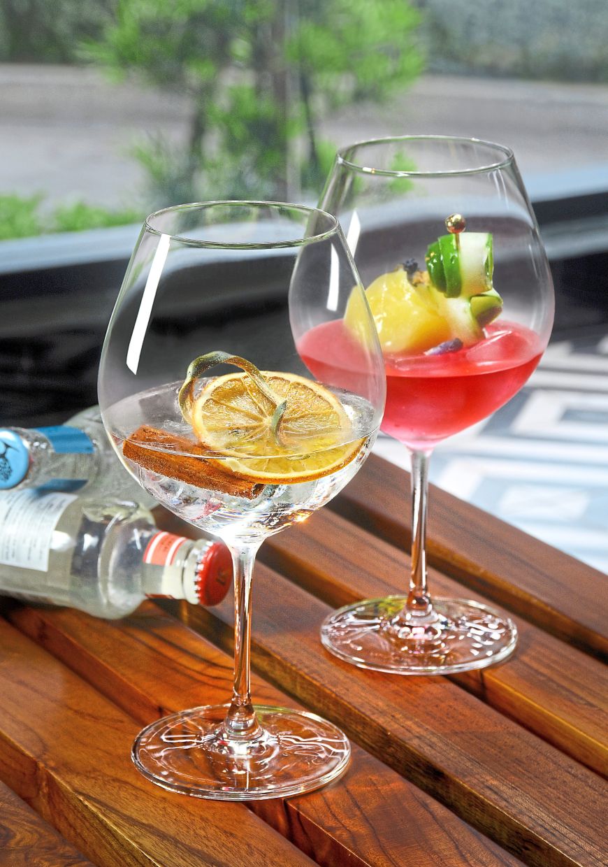 The ‘Gin-uinely Yours’ experience allows guests to mix and match gins and tonics with herbs, spices and fruits for a truly personalised drink.