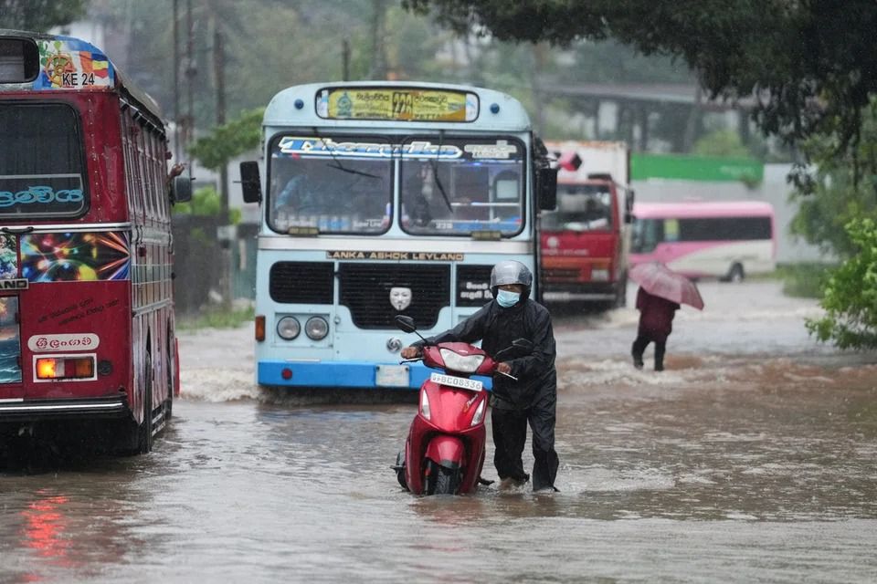 Sri Lanka deploys troops as weather toll climbs to 56