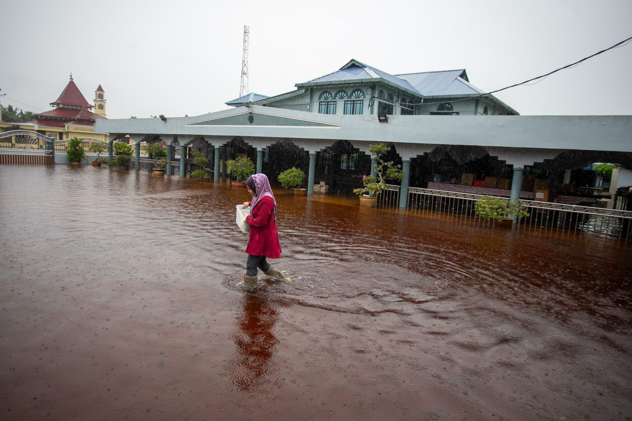 Perak sees more flood victims on Nov 28 afternoon