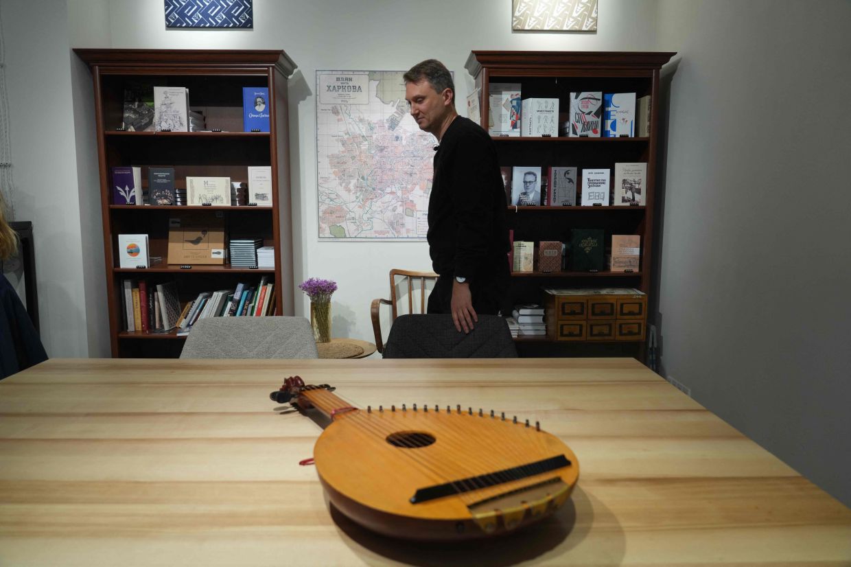 On Ukraine’s frontlines, a lute-playing publisher leads 'cultural resistance'