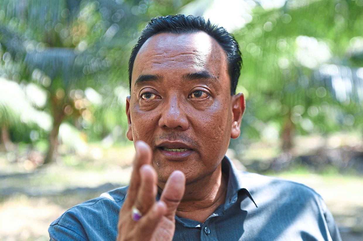 Abdul Aziz says the Matag F1 is a relatively new type to the local farmers.