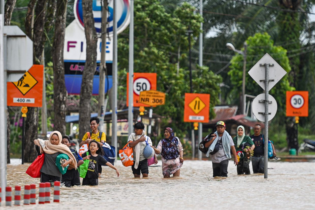 Floods: Over 10,000 people displaced in Terengganu as number of evacuees rises across six states