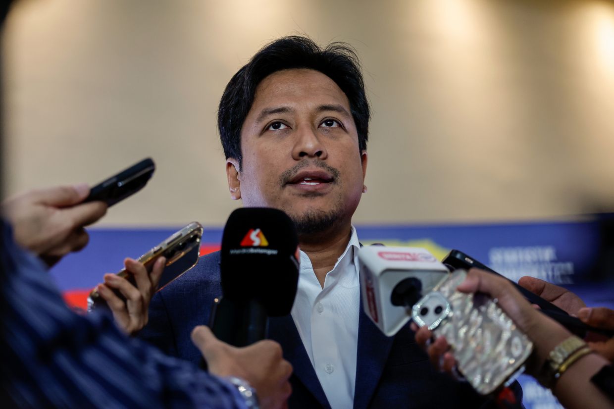 Floods: Senior Selangor govt officers' leave frozen until Dec 15