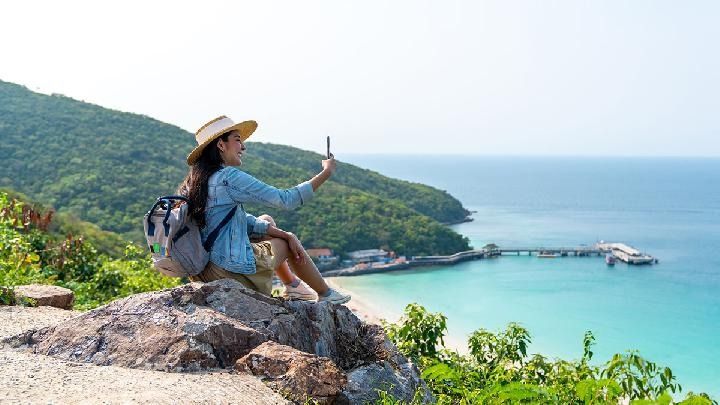 Indonesia launches AI-powered tourism platform to enhance global competitiveness