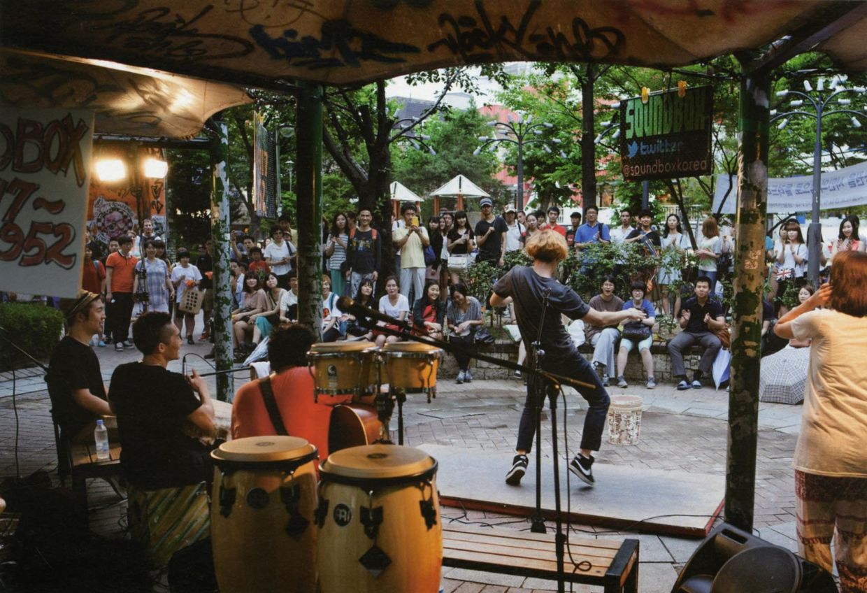 Hongdae was once known for its indie art and music culture, with buskers and open air concerts commonly seen in this heartland of youth culture in Seoul. But by the early 2010s, locals say, the area was already changing. — Korea Tourism Organisation