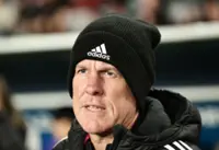 Soccer-Wanderers coach Stajcic calls for unity after Sydney derby win