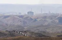 Operations restart at Iraq's Khor Mor field, transporting gas to power stations, ministry says