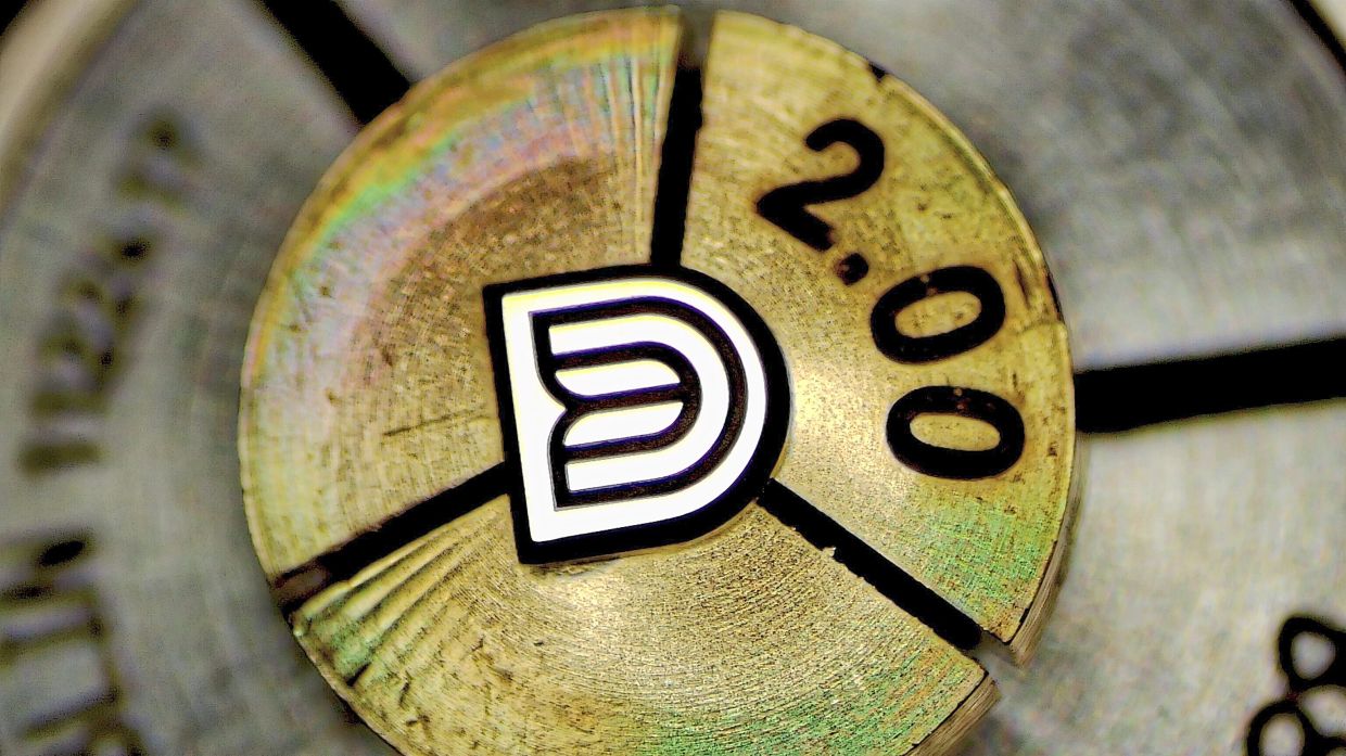 Dunselman’s attention to detail includes a tulip logo that looks like a stylised D.