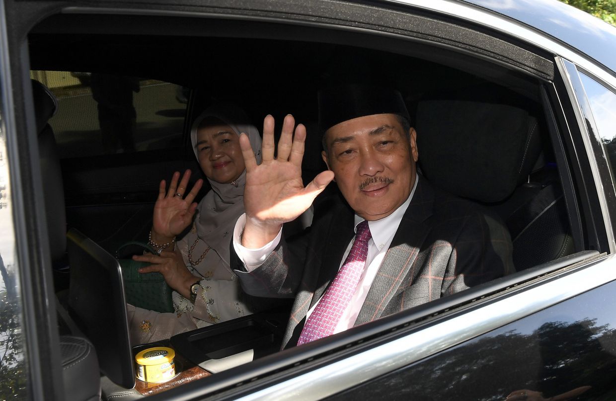 Swearing-in of Sabah CM Hajiji’s new Cabinet underway