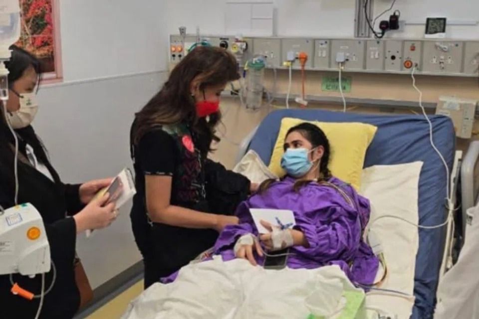 Philippines celebrates 'heroic' helper who survived Hong Kong fire