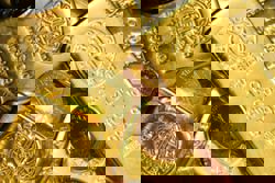 Gold climbs to six-week high on risk-off sentiment in equities