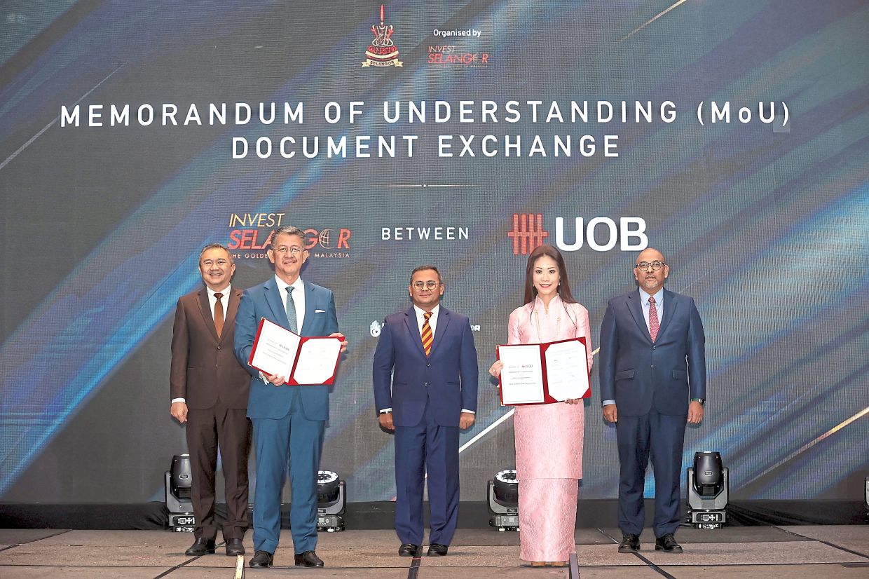 SELANGOR HONOURS MAJOR INVESTMENT ACHIEVEMENTS