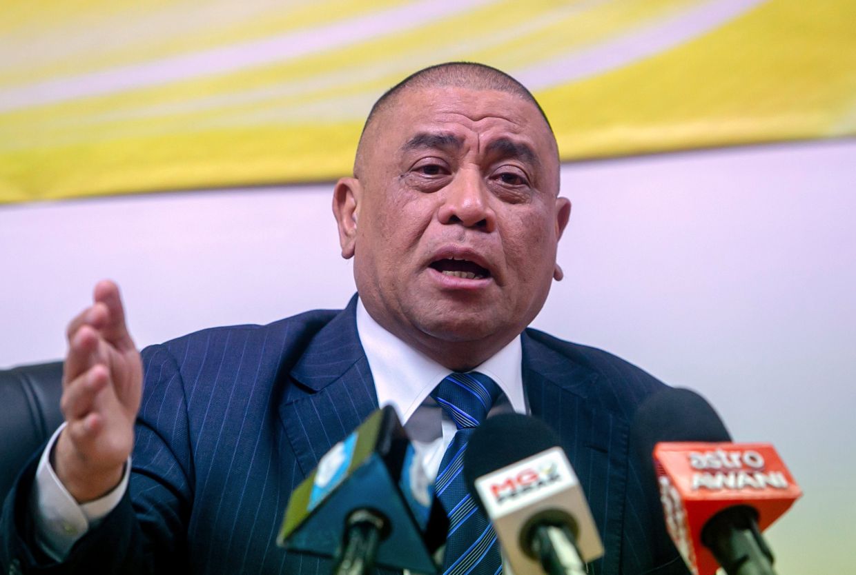 Perak MB chides several opposition reps for straying from facts during debates