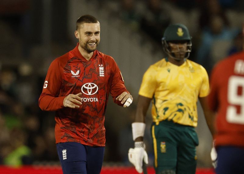 Cricket-England bring in Jacks for Wood for second Ashes test