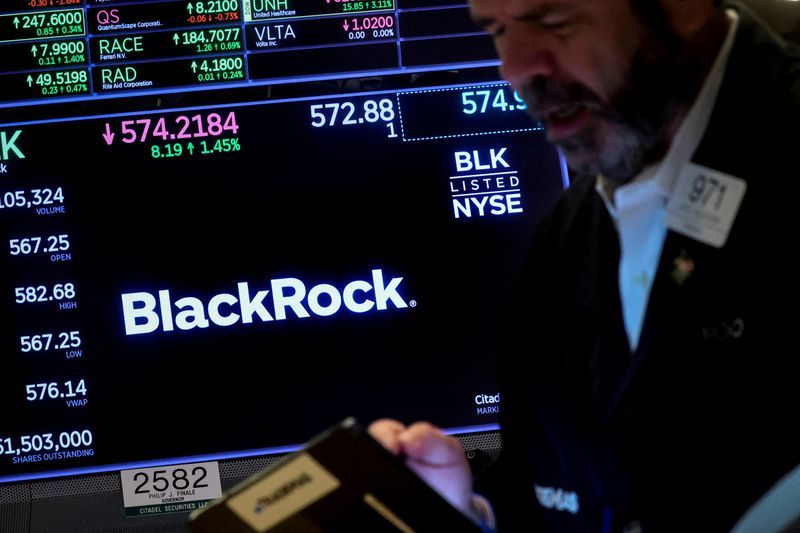 BlackRock turns bearish on long-term Treasuries as AI funding wave looms