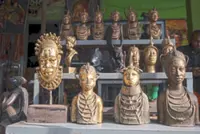 Nigeria's bronze artists cling to centuries-old techniques