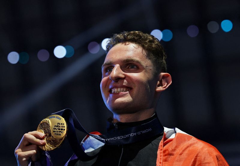 Swimming-New Zealand medley gun Clareburt makes Melbourne move