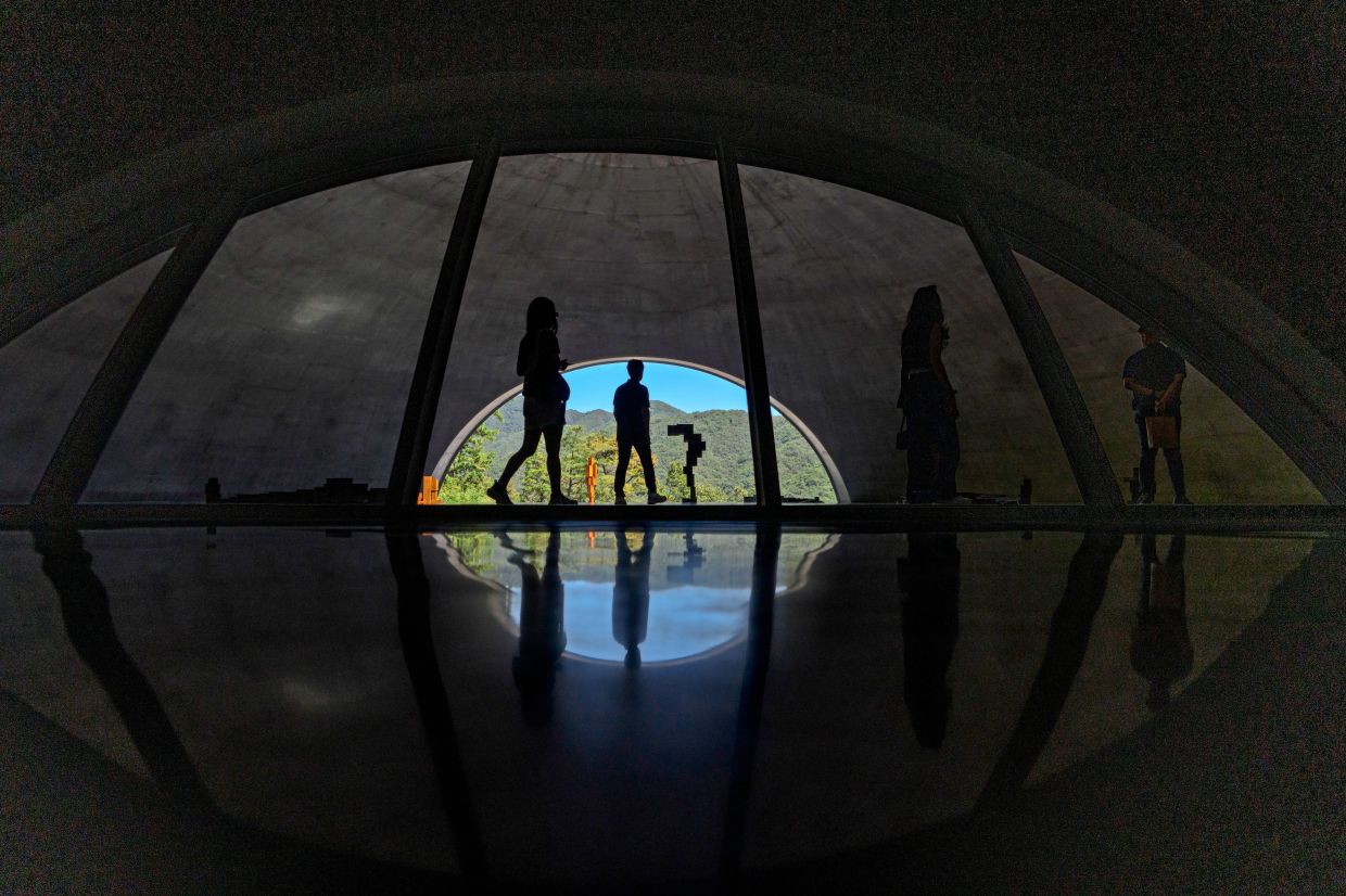 At Museum San’s observation room, visitors can see people who are inside the dome. Photo: The New York Times/Chang W. Lee