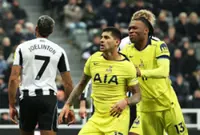Soccer-Romero scores twice as Spurs grab 2-2 draw at Newcastle