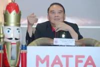 Theme park operators urge two-year moratorium on new taxes and fees