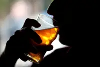 QuickCheck: Does alcohol consumption shrink your brain?
